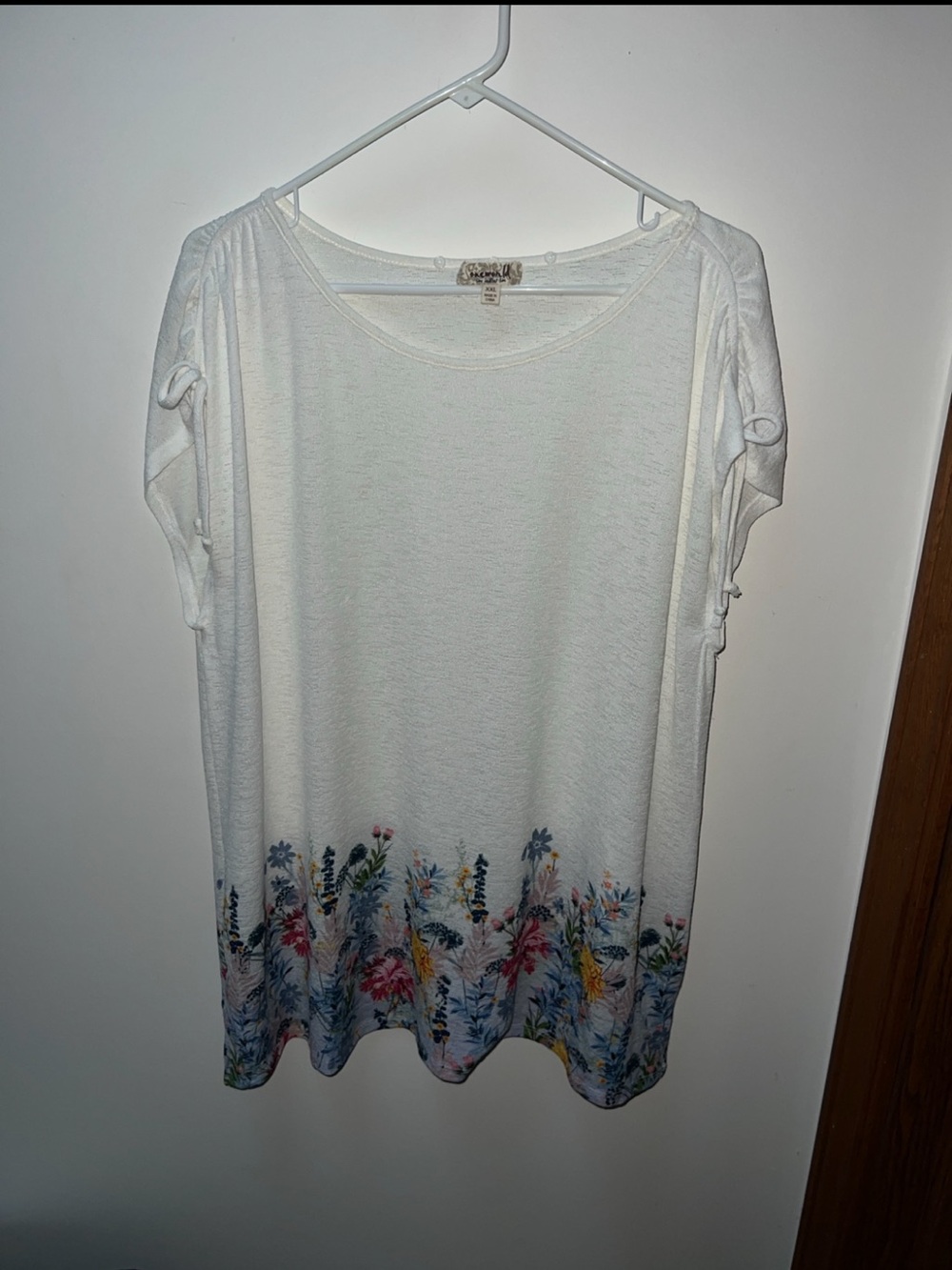 One World XXL White Floral Border Print Tie Sleeve Top
